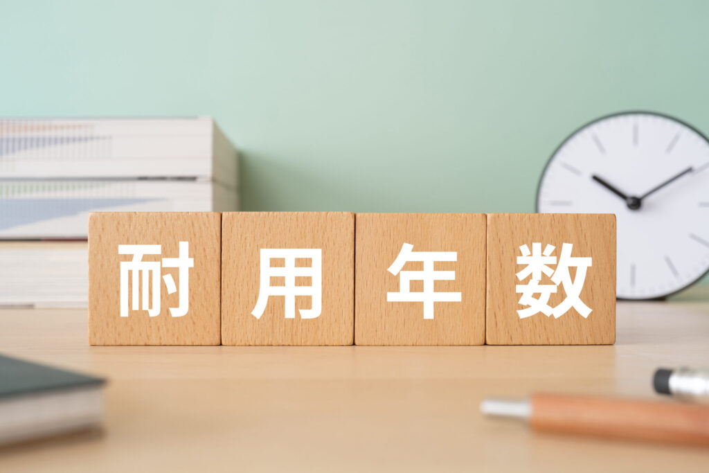 産業用ロボットの法定耐用年数と寿命の違い： 稼働率を最大化するメンテナンスの考え方